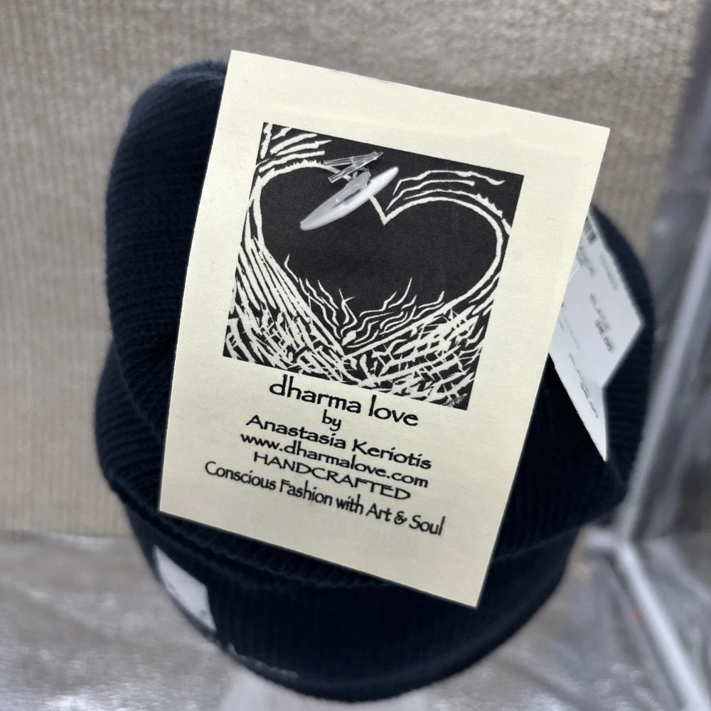 NWT Dharma Love Anastasia Keriotis Handcrafted Lake Take Organic Cotton Beanie